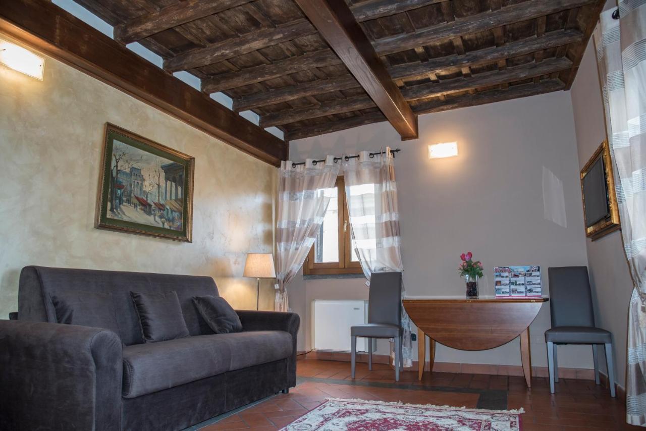 Апартаменты Casa Navona Рим Экстерьер фото